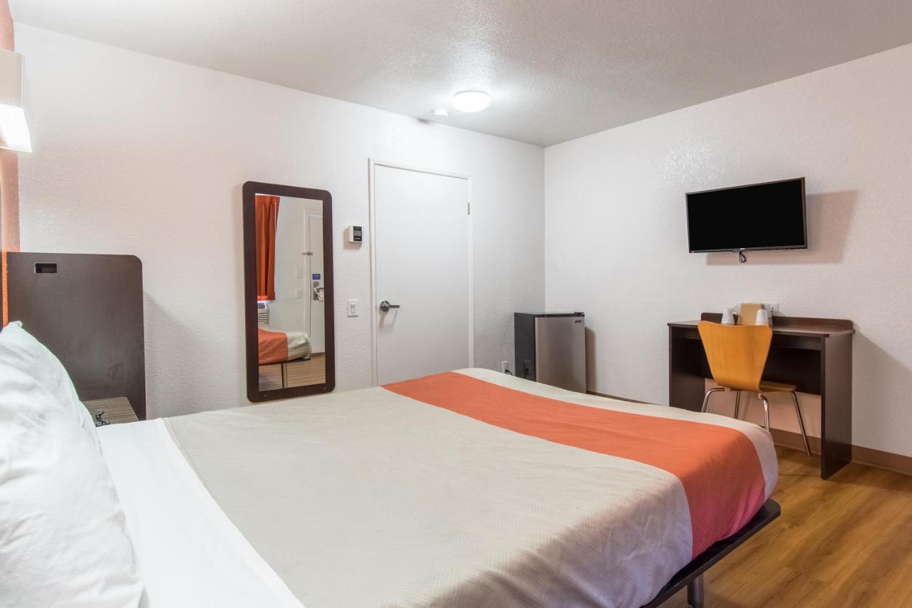 Motel 6 Bakersfield Luaran gambar
