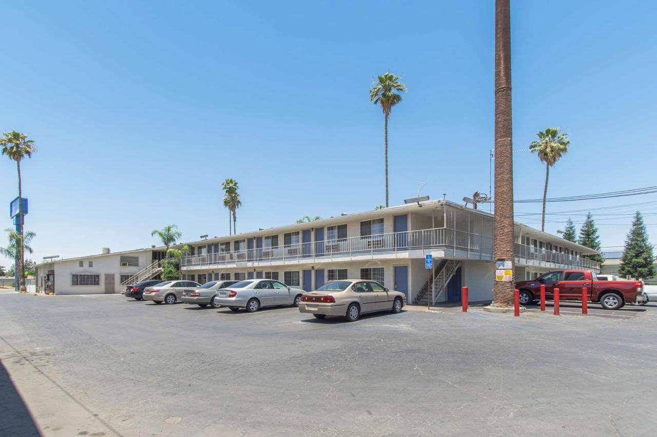 Motel 6 Bakersfield Luaran gambar