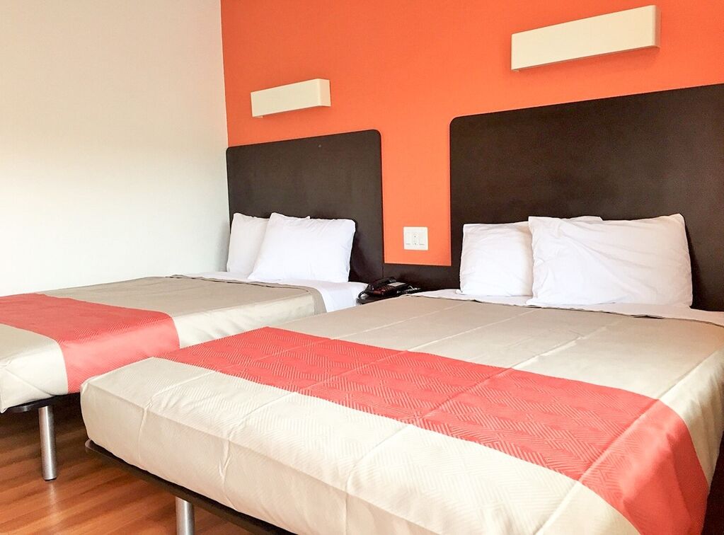 Motel 6 Bakersfield Bilik gambar